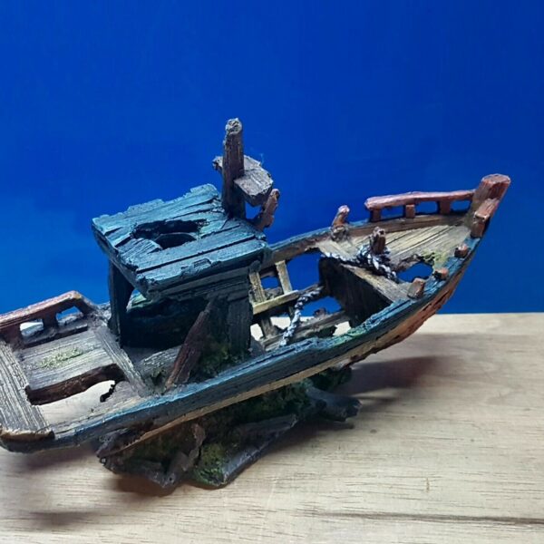 Akvariedekorasjon Vrak Fiskebåt, 29.7x10.5x16.7cm